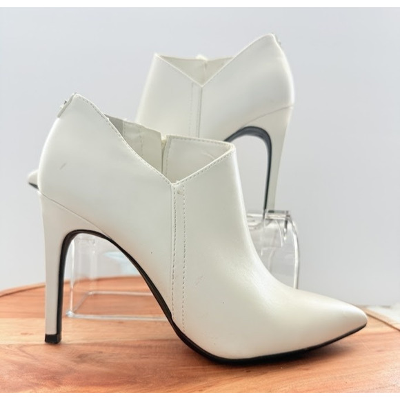 Calvin Klein Ivory Ankle Booties - Picture 1 of 10